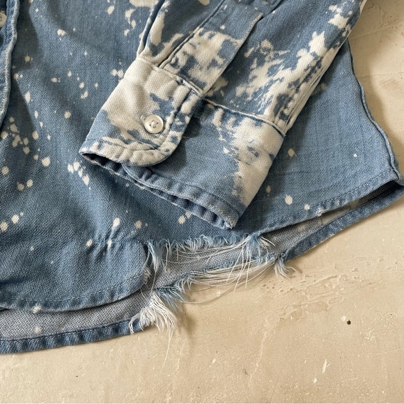 FRANK & EILEEN  Eileen Bleach Splatter Denim Button-Up Shirt Splatter Size XS - Picture 8 of 12
